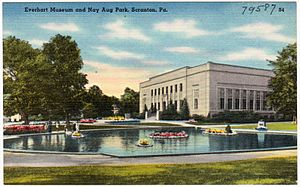 Everhart Museum and Nay Aug Park, Scranton, Pa (79587).jpg