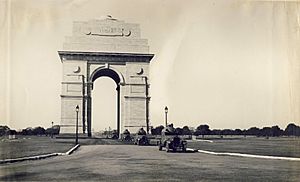 India Gate in 1930s