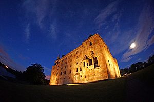 Linlithgow Palace at Night