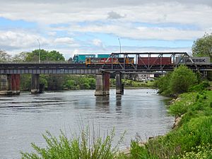 Ngāruawāhia rail and road bridges