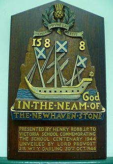 Plaque based on the Newhaven Stone