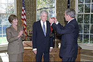 President George W. Bush presents Hal Holbrook with the National Humanities Medal