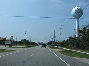 Rodanthe, Outer Banks, North Carolina, Highway 12 (14474723963).jpg