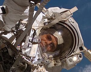 STS-116 Fuglesang EVA2 (ISS014-E-09795) head