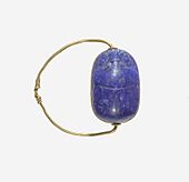 Scarab Finger Ring MET 26.7.755 top
