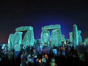 Stonehenge Summer Solstice eve 02