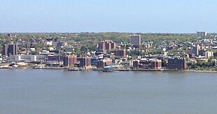 View of Yonkers from the New Jersey Palisades (2)