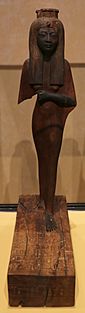Xix dinastia, statuetta in legno della regina ahmose nefertari, forse da deir-el-medina, 1279-1213 ac ca. (museo egizio)