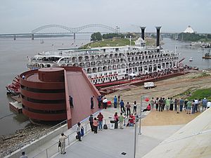 American Queen Memphis TN 2012-04-27 016