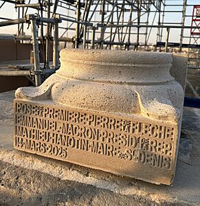 Basilique Saint-Denis Première pierre reconstruction flèche