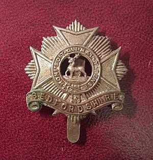 Bedfordshire Regiment Cap Badge.jpg