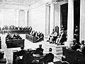 COLLECTIE TROPENMUSEUM Opening van de Volksraad door gouverneur-generaal Van Limburg Stirum op 18 mei 1918 op Java TMnr 10001373