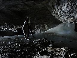 Cascada helada de la cueva de Casteret - WLE Spain 2015.jpg