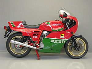 Ducati 900 cc Mike Hailwood Replica 1984