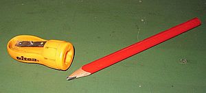 Flat pencil sharpener