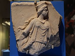 Fragment of a marble relief depicting a Kore, 3rd century BC, from Panticapaeum, Taurica (Crimea) (12853680765)