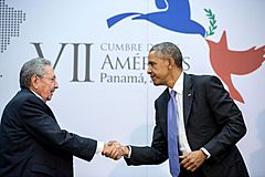 Handshake between the President and Cuban President Raúl Castro