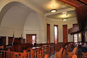 Hopkins county tx courthouse courtroom