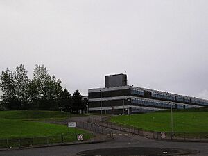 Johnstone High School - geograph.org.uk - 54520