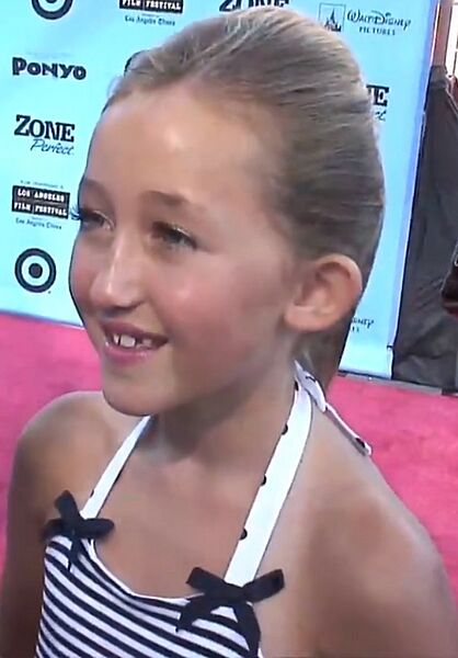 Noah Cyrus in 2009