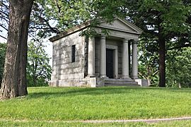 Oakdale Cemetery Brandt mausoleum