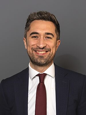 Official Portrait of Damien Egan MP, March 2024.jpg