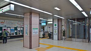 Ogawamachi Station Ogawamachi ticket barriers 20160507 (1)