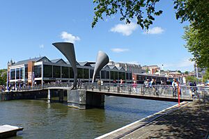Pero's Bridge, Bristol, England arp