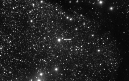 Sequence of VLT images of 3I-ATLAS, a new interstellar object (potw2527b)f