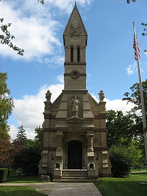 Soldiers' and Sailors' Memorial Chapel in Marion