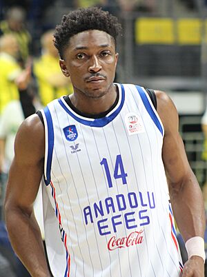 Stanley Johnson 14 Anadolu Efes 20241117 (3).jpg