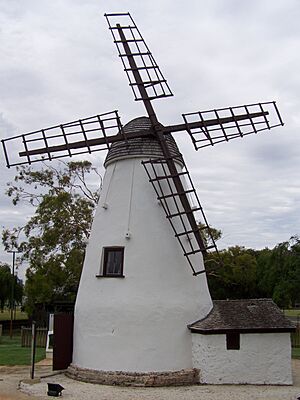 The Old Mill - panoramio (1)