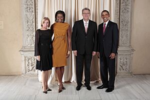 Valdis Zatlers with Obamas