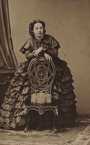 Élisabeth Geneviève Disdéri (cropped)