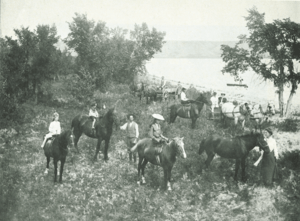 1904 lakeside horse and wagon-riding
