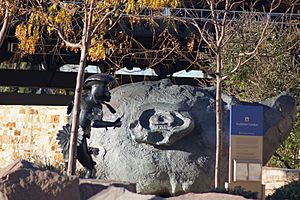 2013, The Dancer, Michael Naranjo and Cervantes, Charles Strong, Albuquerque Museum of History and Art Sculpture Garden - panoramio