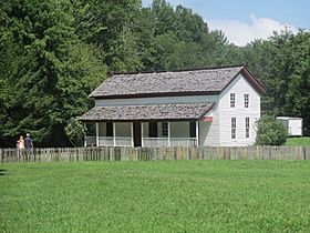 Another view of Becky Cable House, Cades Cove IMG 4980
