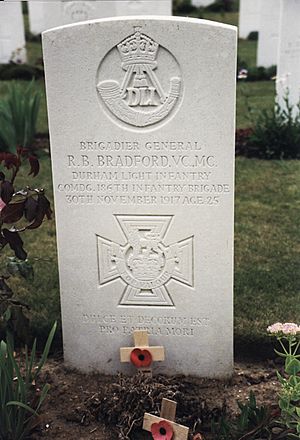 Brig Gen R B Bradford's grave at Hermies British Cemetery