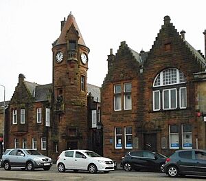 Burgh Court Hall and Burgh Chambers, Main Street, Barrhead (cropped)