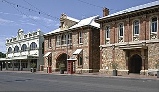 Co-Op, Post Office, Courthouse