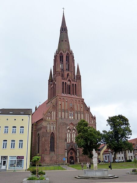 Demmin Kirche-St.-Bartholomaei 2012-07-14