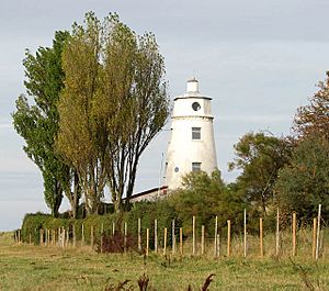 East Lighthouse - geograph.org.uk - 1528361