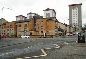 Flats on Hawthorn Street (geograph 5305201)