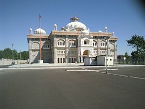 Gravesend Sikh Temple - geograph.org.uk - 1943692