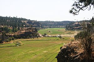 Hole in the Ground Coulee