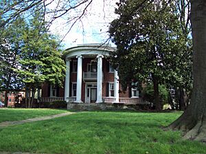 Holly Grove Mansion Apr 09