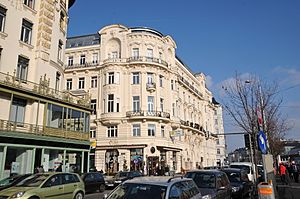 Linke Wienzeile 36 Cafe Savoy