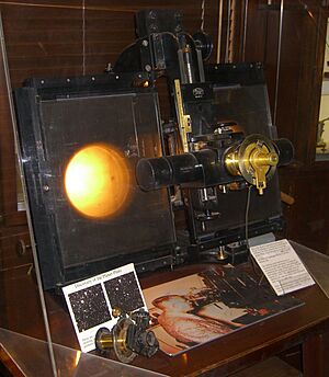 Lowell blink comparator