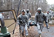 MI soldiers rehearse first aid procedures 140314-A-FE031-553