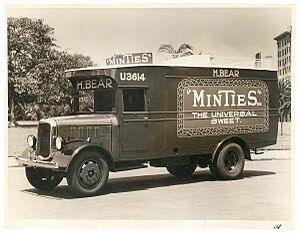 Minties van of H.Bear near the Conservatorium - W.A. Webber (2762074730)